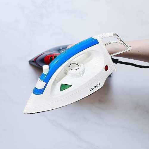 Scarlett Non Stick Steam Flat Iron - White, Blue
